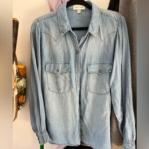 Cloth and Stone light denim shirt 1X excellent condition
